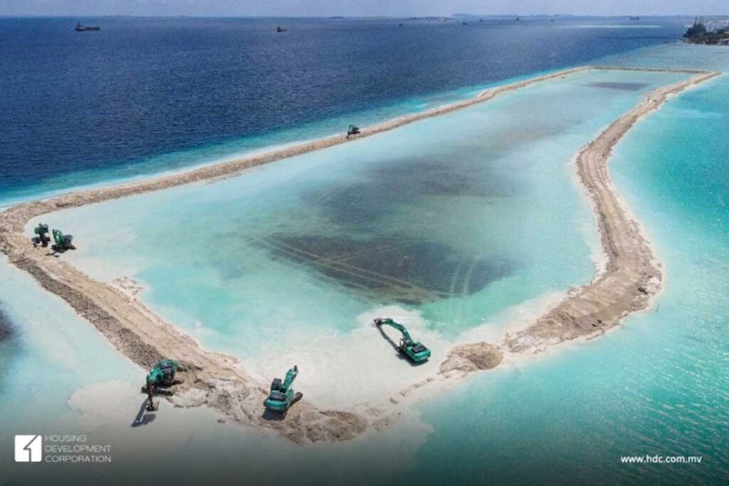 HDC begins reclamation project for Thilafushi Phase 2 with CHEC